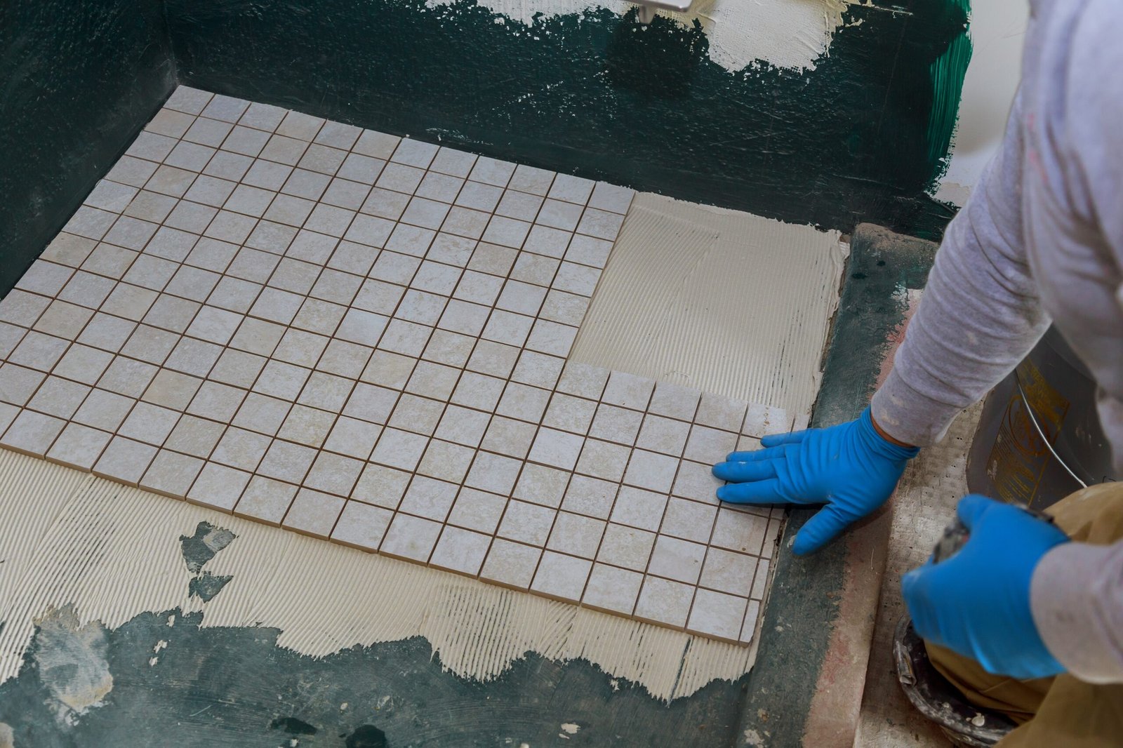 Anti-Slip Porcelain Bathroom Tiles
